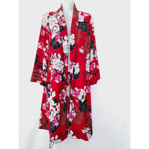 Jennifer Lopez Red Floral Robe